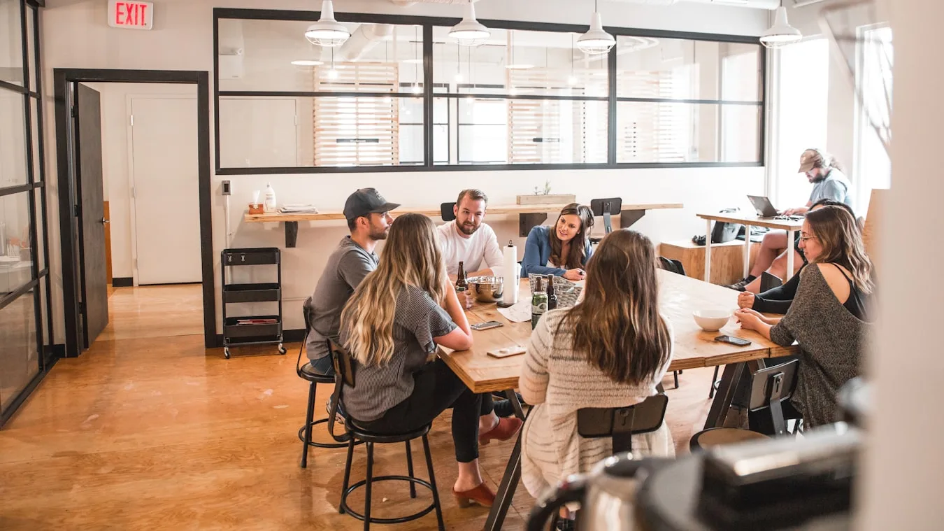 The Evolution of Workplace Culture - PG游戏